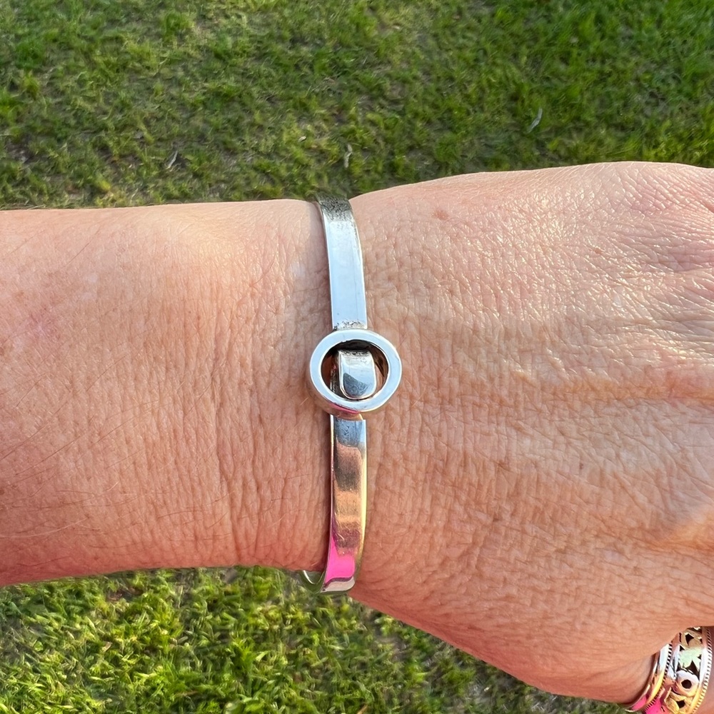 Vintage Sterling Silver Taxco Hook & Eye Bangle Bracelet